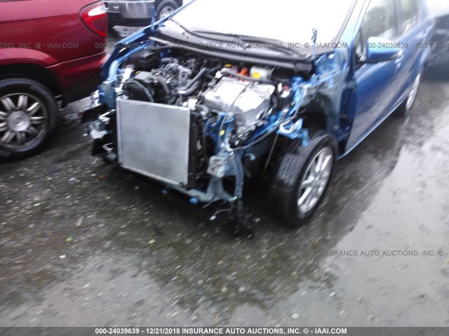 JTDKDTB33F1578411 - 2015 TOYOTA PRIUS C BLUE photo 6