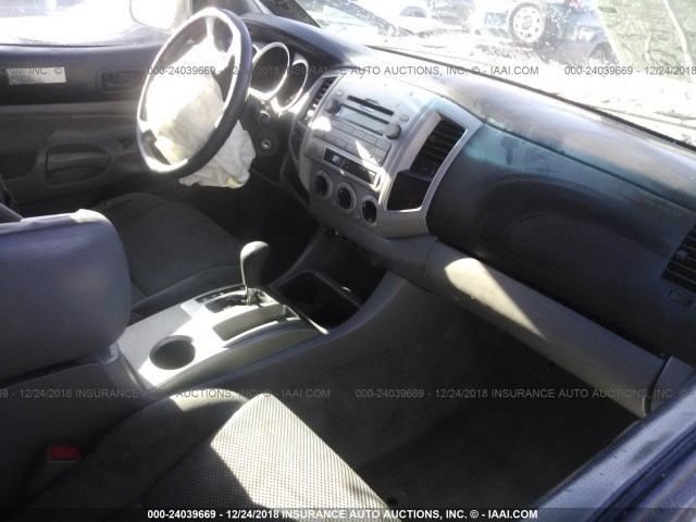 5TELU4EN5AZ696210 - 2010 TOYOTA TACOMA DOUBLE CAB 白色 照片 5