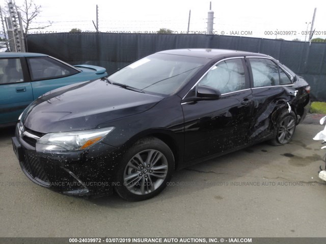 4T1BF1FK2GU215478 - 2016 TOYOTA CAMRY LE/XLE/SE/XSE 黑色 照片 2
