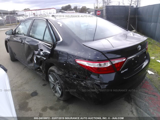 4T1BF1FK2GU215478 - 2016 TOYOTA CAMRY LE/XLE/SE/XSE 黑色 照片 3
