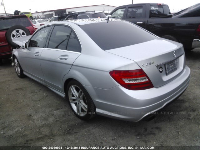 WDDGF4HB6DR288835 - 2013 MERCEDES-BENZ C 250 SILVER photo 3