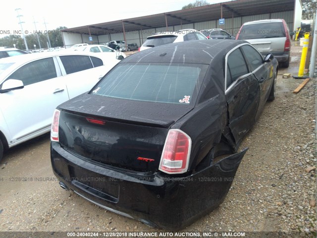 2C3CCAFJ1CH800966 - 2012 CHRYSLER 300 SRT-8 BLACK photo 4