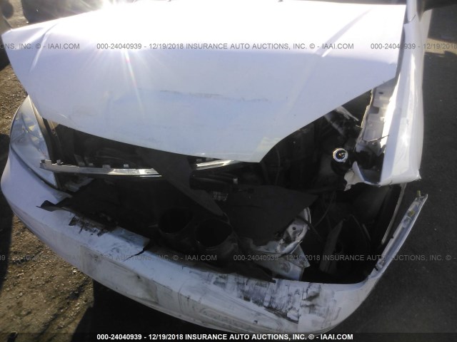 1FAFP34N27W241908 - 2007 FORD FOCUS ZX4/S/SE/SES WHITE photo 6