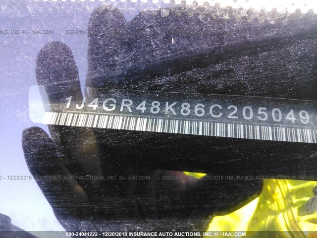 1J4GR48K86C205049 - 2006 JEEP GRAND CHEROKEE LAREDO/COLUMBIA/FREEDOM 银色 照片 9