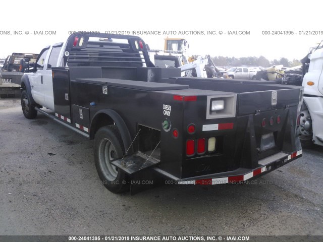 1FD0W5HT6CEC11586 - 2012 FORD F550 SUPER DUTY WHITE photo 3