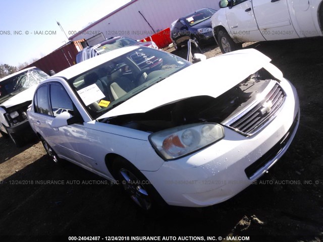 1G1ZT58N68F130894 - 2008 CHEVROLET MALIBU LT/CLASSIC WHITE photo 1