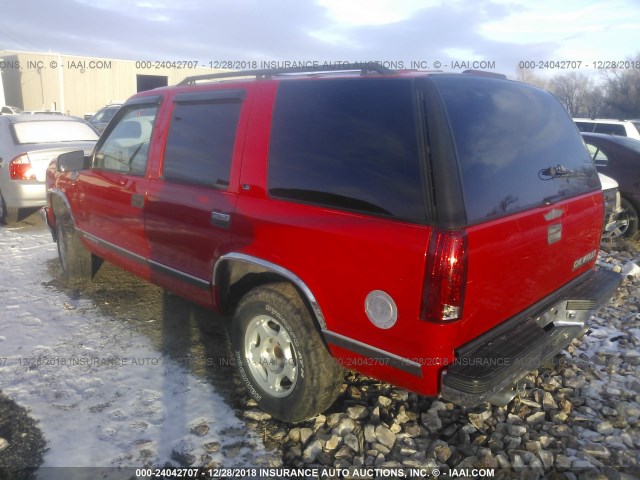 1GNEK13R7XJ485569 - 1999 CHEVROLET TAHOE K1500 RED photo 3