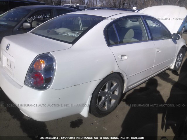 1N4AL11DX2C234978 - 2002 NISSAN ALTIMA S/SL WHITE photo 4