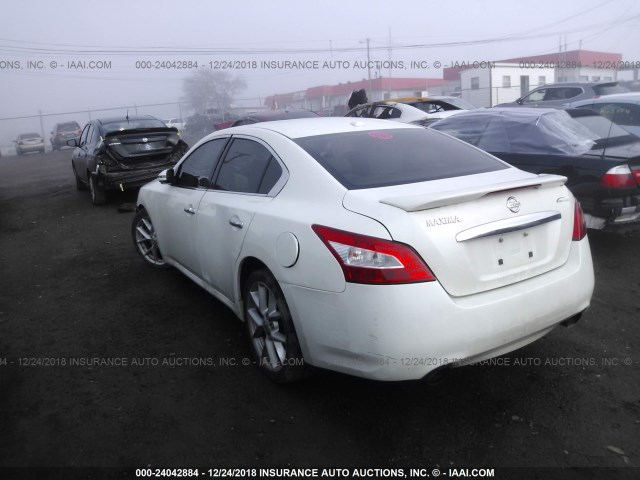 1N4AA51E59C805101 - 2009 NISSAN MAXIMA S/SV WHITE photo 3