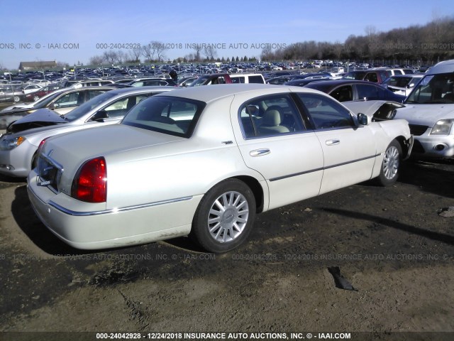 1LNHM82W85Y658161 - 2005 LINCOLN TOWN CAR SIGNATURE LIMITED WHITE photo 4