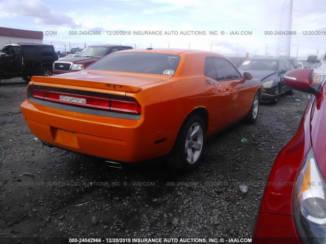 2C3CDYAG2EH153532 - 2014 DODGE CHALLENGER SXT ORANGE photo 4