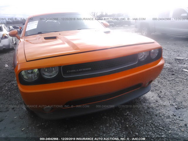 2C3CDYAG2EH153532 - 2014 DODGE CHALLENGER SXT ORANGE photo 6