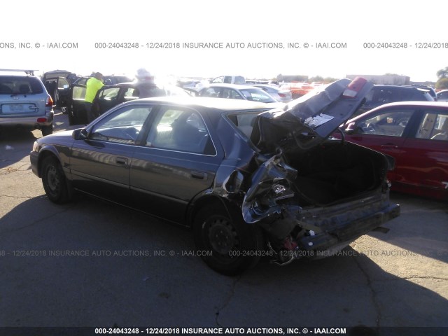 JT2BG22K8Y0472918 - 2000 TOYOTA CAMRY CE/LE/XLE 灰色 照片 3