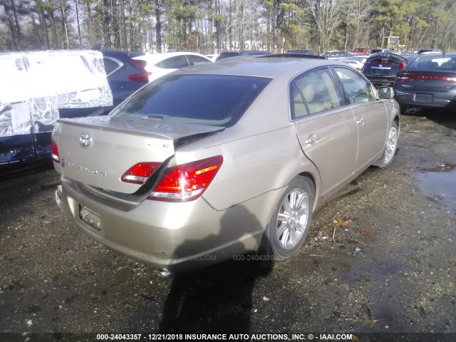 4T1BK36BX6U149073 - 2006 TOYOTA AVALON XL/XLS/TOURING/LIMITED GOLD photo 4