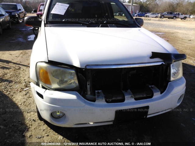 1GKDT13S152386178 - 2005 GMC ENVOY WHITE photo 6