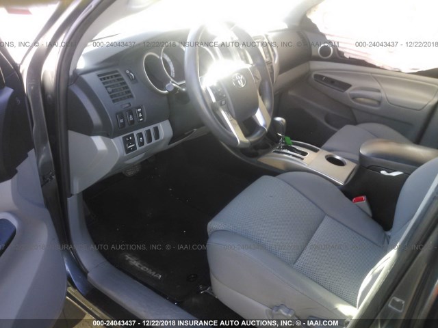 5TFJU4GN1EX055850 - 2014 TOYOTA TACOMA DOUBLE CAB PRERUNNER GRAY photo 5