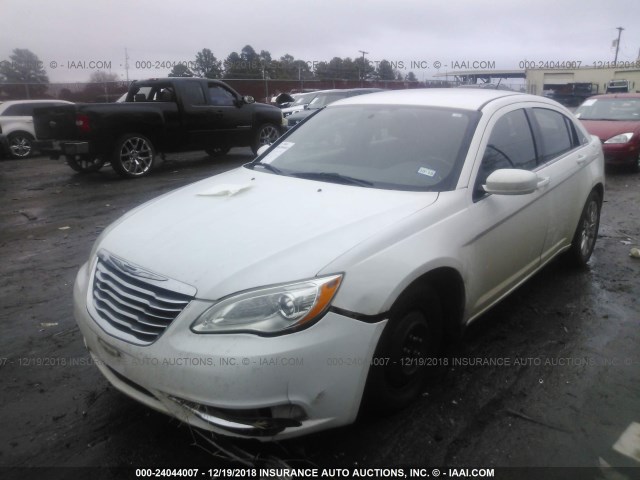 1C3CCBAG1CN171945 - 2012 CHRYSLER 200 LX WHITE photo 2