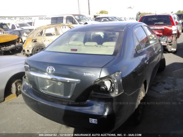 JTDBT923671144779 - 2007 TOYOTA YARIS  Gray photo 4