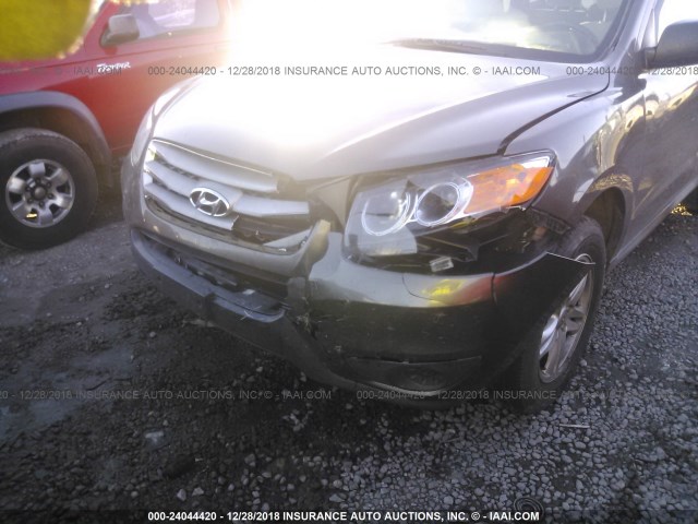 5XYZG3AB8CG162347 - 2012 HYUNDAI SANTA FE GLS GRAY photo 6