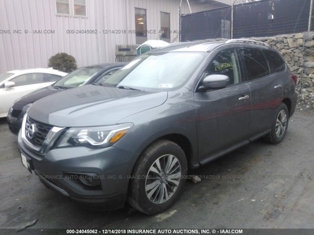 5N1DR2MMXHC625334 - 2017 NISSAN PATHFINDER S/SV/SL/PLATINUM GRAY photo 2