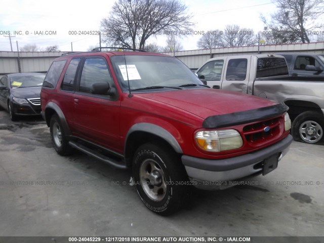 1FMYU24E0WUC16873 - 1998 FORD EXPLORER RED photo 1