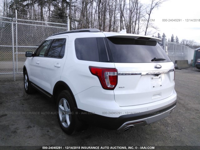 1FM5K8DH0HGB92484 - 2017 FORD EXPLORER XLT WHITE photo 3