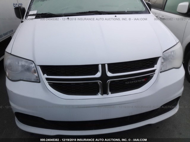 2C4RDGBG1FR615993 - 2015 DODGE GRAND CARAVAN SE WHITE photo 6