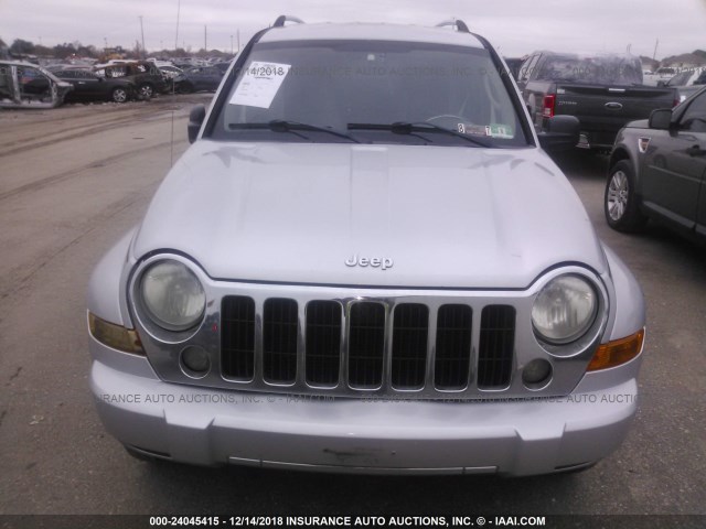 1J4GK58K05W543262 - 2005 JEEP LIBERTY LIMITED SILVER photo 6