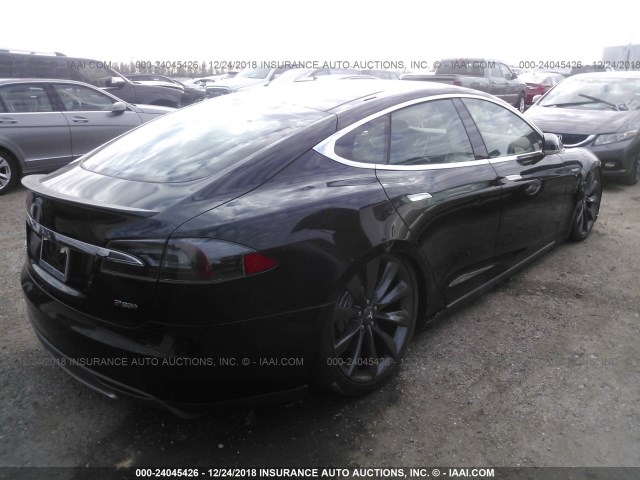 5YJSA1DP1DFP17260 - 2013 TESLA MODEL S BLACK photo 4