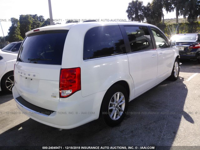 2C4RDGCG3JR327495 - 2018 DODGE GRAND CARAVAN SXT WHITE photo 4