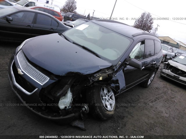 1GNLREED6AS109636 - 2010 CHEVROLET TRAVERSE LS BLUE photo 2