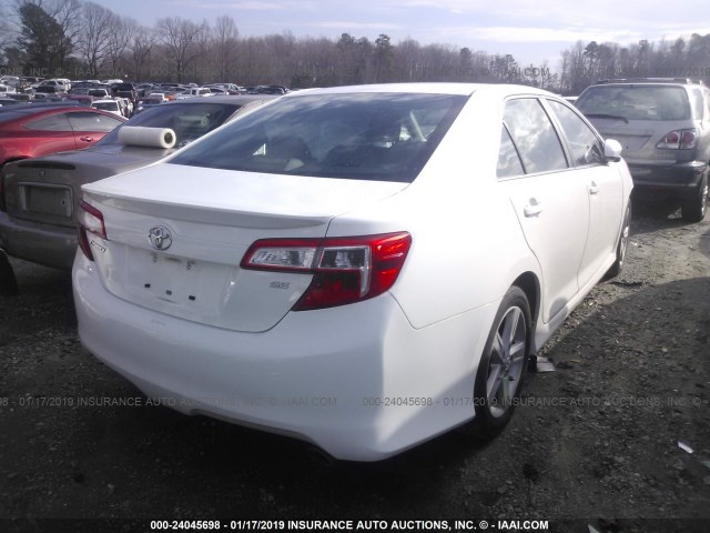 4T1BF1FK2DU705558 - 2013 TOYOTA CAMRY L/SE/LE/XLE 白色 照片 4