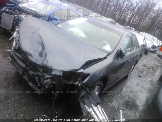 4T1BF1FK1DU270600 - 2013 TOYOTA CAMRY L/SE/LE/XLE Boz foto 2