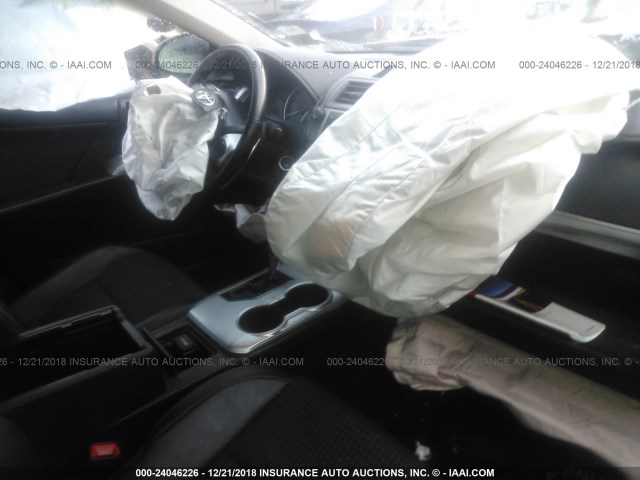 4T1BF1FK1DU270600 - 2013 TOYOTA CAMRY L/SE/LE/XLE Boz foto 5