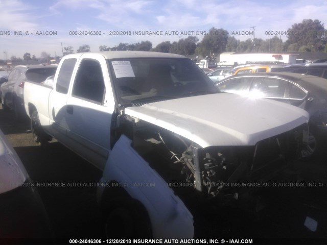 2GCEC19V841293609 - 2004 CHEVROLET SILVERADO C1500 WHITE photo 1