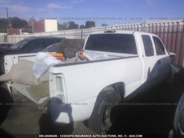 2GCEC19V841293609 - 2004 CHEVROLET SILVERADO C1500 WHITE photo 4