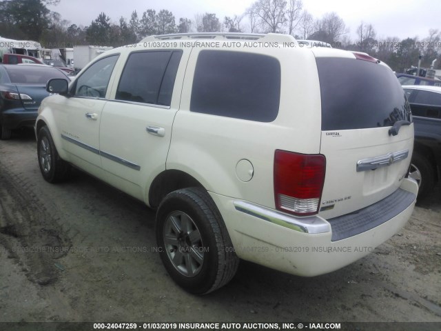 1A8HW58P49F705550 - 2009 CHRYSLER ASPEN LIMITED CREAM photo 3