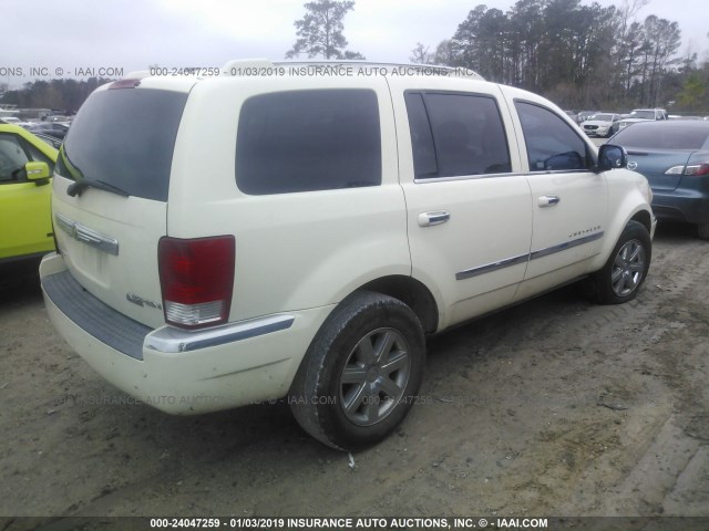 1A8HW58P49F705550 - 2009 CHRYSLER ASPEN LIMITED CREAM photo 4