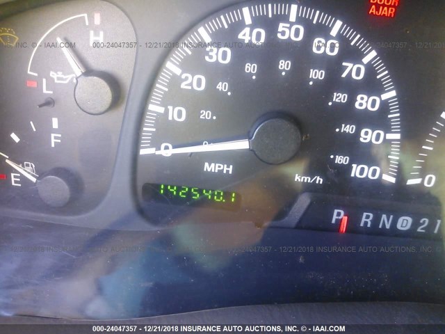 5LMFU28A5YLJ42208 - 2000 LINCOLN NAVIGATOR 红色 照片 7