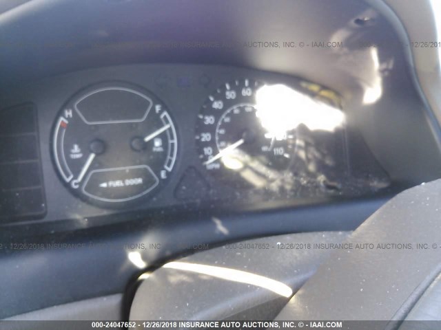 1NXBR12E0XZ282622 - 1999 TOYOTA COROLLA VE/CE/LE 银色 照片 7