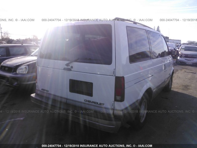 1GNDM19W81B126493 - 2001 CHEVROLET ASTRO WHITE photo 4