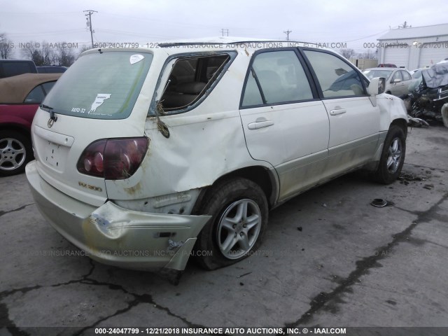 JT6HF10U6Y0124108 - 2000 LEXUS RX 300 WHITE photo 4