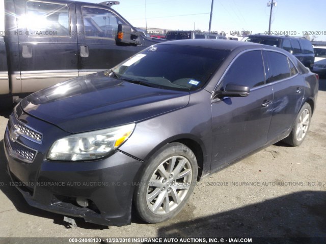 1G11H5SA6DF275996 - 2013 CHEVROLET MALIBU LTZ GRAY photo 2