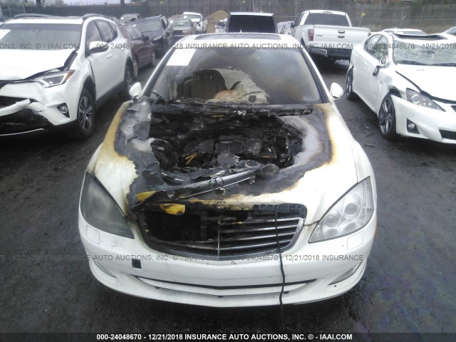 WDDNG71X47A026097 - 2007 MERCEDES-BENZ S 550 WHITE photo 6