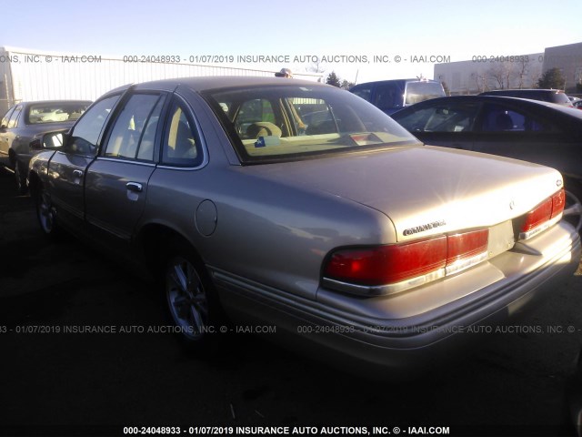 2FALP73W2VX233281 - 1997 FORD CROWN VICTORIA  TAN photo 3