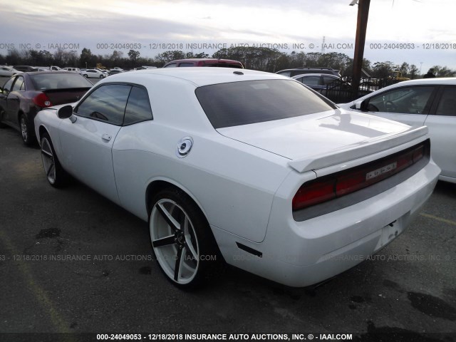 2C3CDYAG9EH206498 - 2014 DODGE CHALLENGER SXT WHITE photo 3