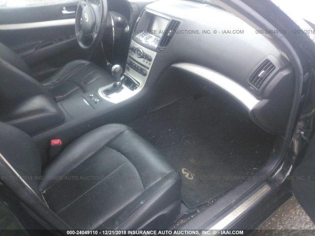 JNKCV61F09M352634 - 2009 INFINITI G37 BLACK photo 5