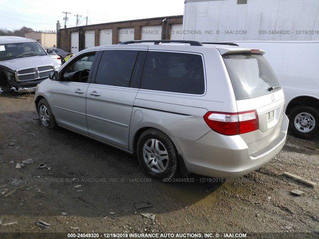 5FNRL38795B126447 - 2005 HONDA ODYSSEY EXL SILVER photo 3