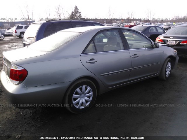 JTDBE32K963062336 - 2006 TOYOTA CAMRY LE/XLE Күміс фото 4