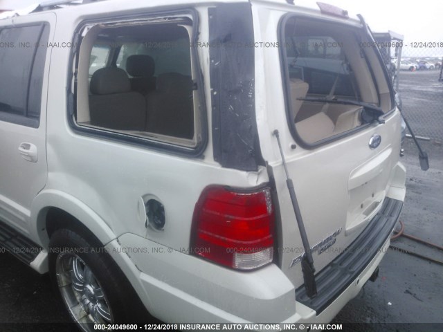 1FMFU20515LB00972 - 2005 FORD EXPEDITION LIMITED WHITE photo 6